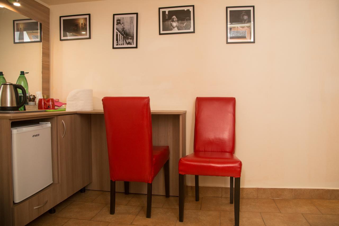 Downtown Studio Oradea Exterior foto
